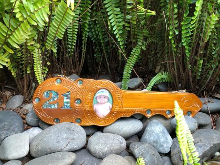 Pāua 21 with Photo - 21st Keys Supply